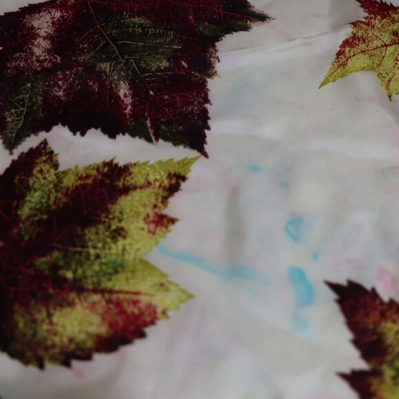 Perry Ellis Vintage Silk Leaf Print Scarf 40x38 Whimsical Rustic Sophisticated - Picture 5 of 10